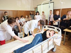 В Омске открывают Школу ухода за лежачими пациентами