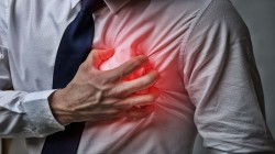 Медик назвал нетипичные симптомы инфаркта