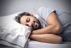Ученые: со спящим человеком можно общаться
