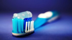 Советы эксперта: опасные компоненты зубных паст