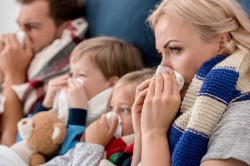 Медик рассказал, как отличить грипп от простуды