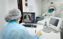 Российский врач заявил об опасности процедуры КТ при коронавирусе: «Это же Чернобыль!»